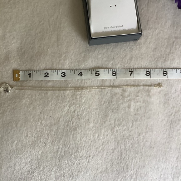 NEW Moon & Star Necklace - Picture 8 of 8